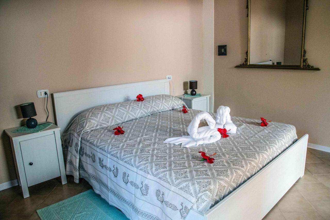 Hotel L'Oleandro Villasimius Extérieur photo